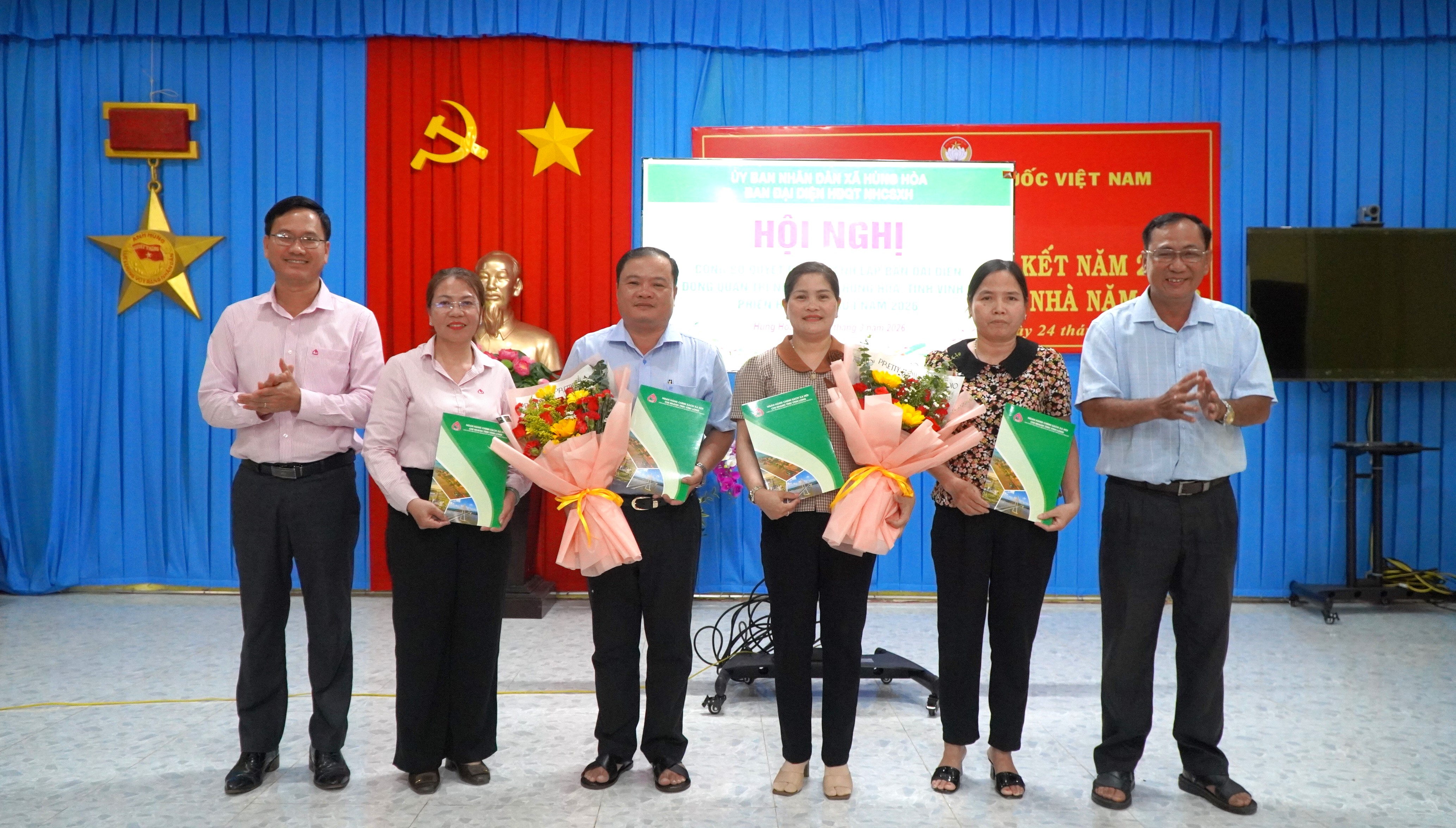 Hùng Hòa: Tổ chức Hội nghị công bố Quyết định thành lập Ban đại diện Hội đồng quản trị Ngân hàng Chính sách xã hội xã Hùng Hòa