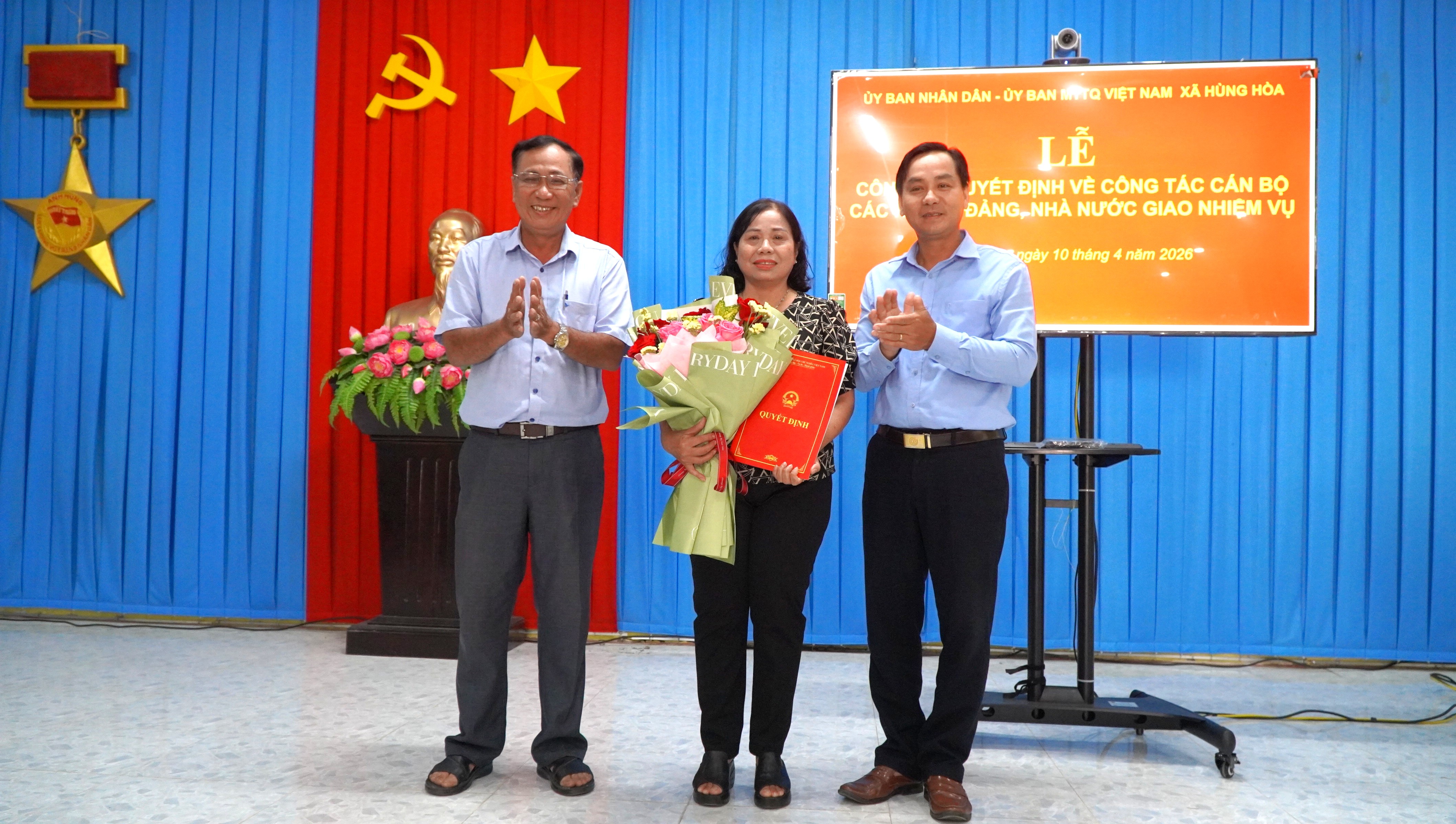 Hùng Hòa: Tổ chức Lễ công bố Quyết định về công tác cán bộ các Hội do Đảng, Nhà nước giao nhiệm vụ
