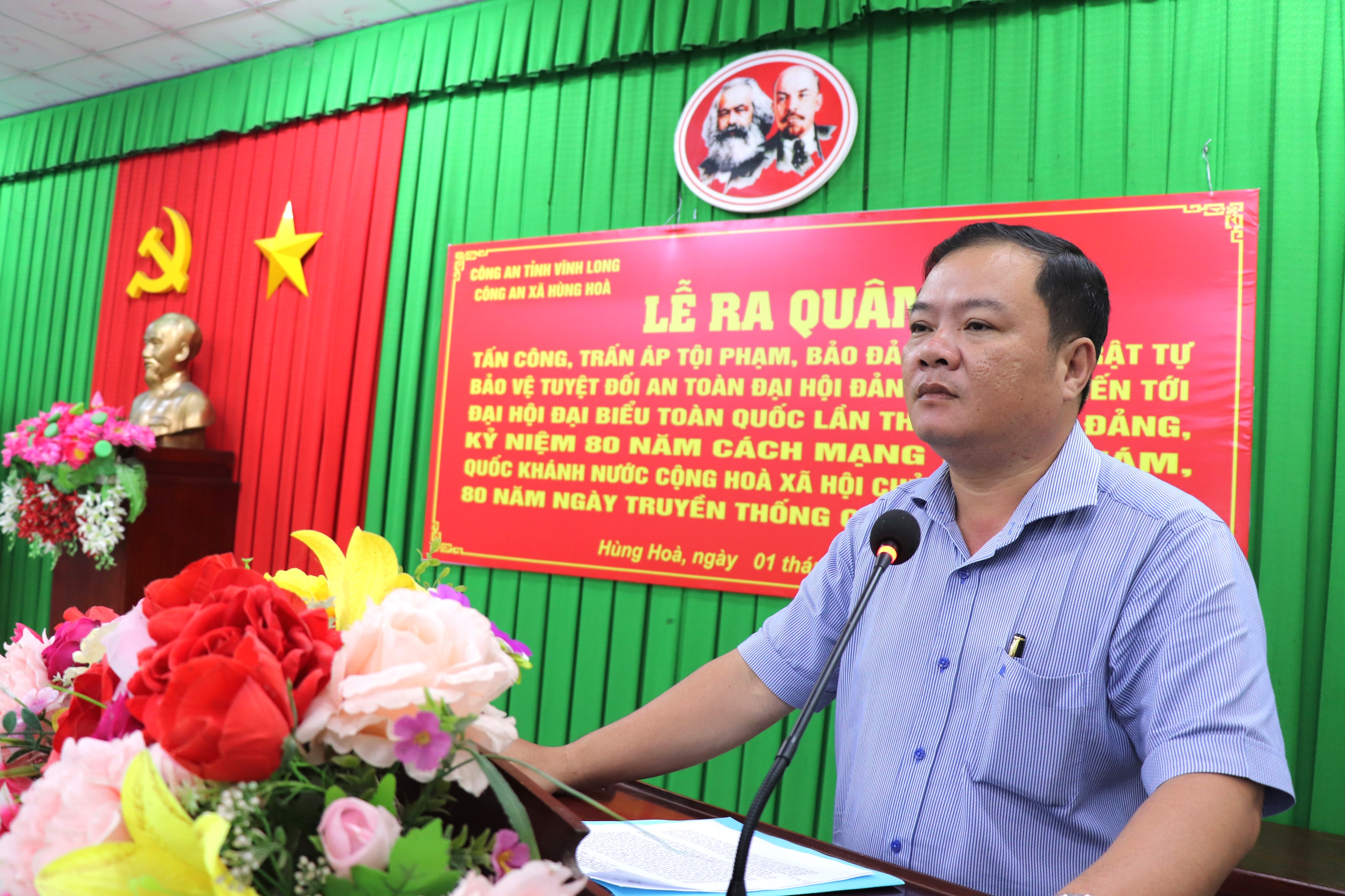 Hùng Hòa: Công an xã Hùng Hòa tổ chức ra quân tấn công, trấn áp tội phạm, bảo đảm An ninh trật tự Đại hội Đảng các cấp.