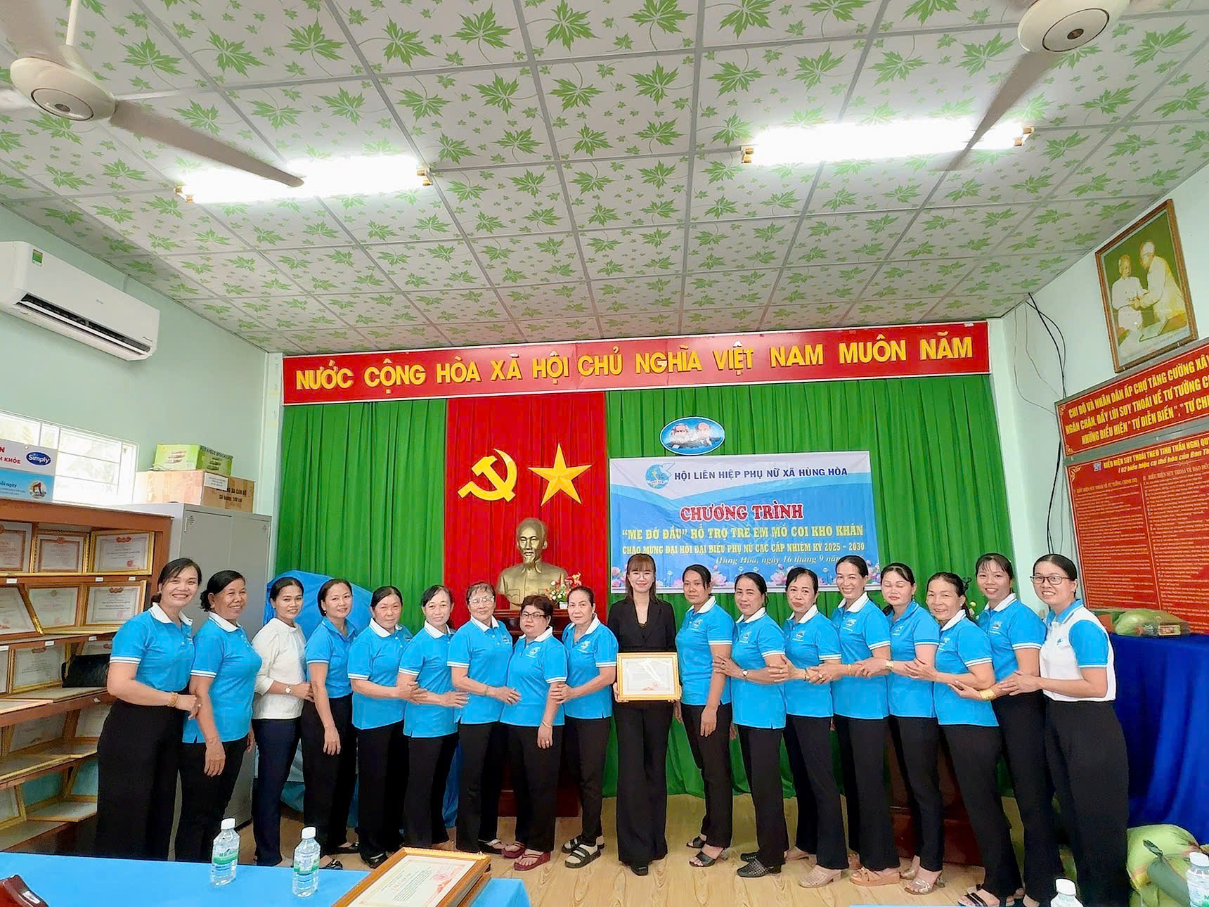 Hùng Hòa: Tổ chức Chương trình “Mẹ đỡ đầu” hỗ trợ trẻ em mồ côi có hoàn cảnh khó khăn